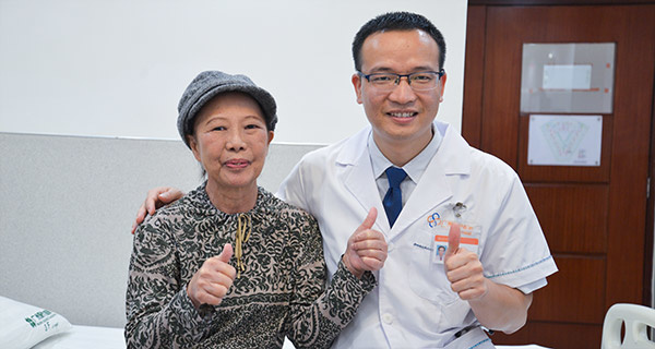 kanker paru, pengobatan kanker paru, teknologi Minimal Invasif, Intervensi, Cryosurgery, St. Stamford Modern Cancer Hospital Guangzhou