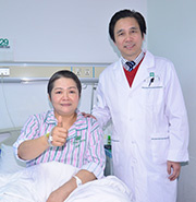 Ovarian cancer, ovarian cancer stages, ovarian cancer treatment, minimally invasive therapy, interventional therapy, cryotherapy, particle implantation, nanoknife, combination of TCM & Western Medicine, St. Stamford Modern Cancer Hospital Guangzhou.