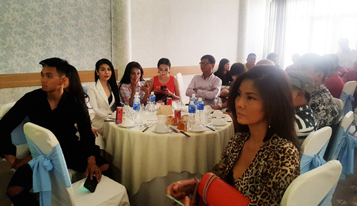 MỞ CỬA TƯƠNG LAI, Bệnh viện Ung thư St.Stamford, MC Quyền Linh, MC Kiểu Khanh MỞ CỬA TƯƠNG LAI, Bệnh viện Ung thư St.Stamford, MC Quyền Linh, MC Kiểu Khanh