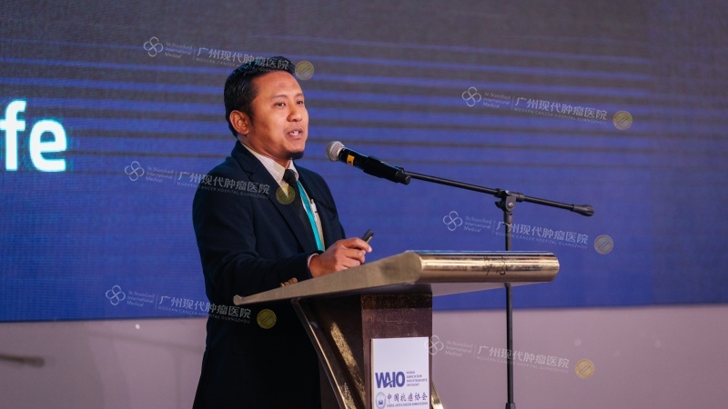 1-080011261.jpg R6C28551.jpg