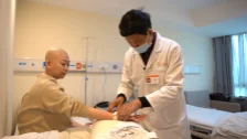 Phục hồi bằng bài tập tay