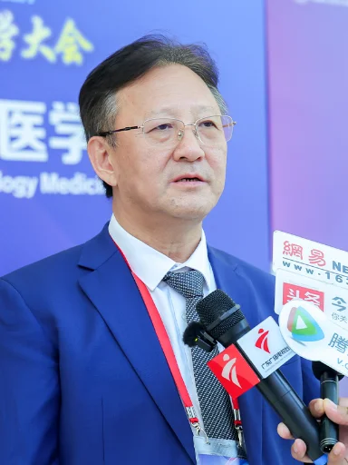 Giáo sư Trương Phúc Quân
