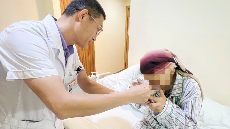 Bác sĩ Vương Bảo Lợi1