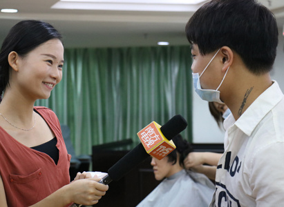 Modern Cancer Hospital Guangzhou, Cancer Patients, Free Hair-Cut, Volunteers.