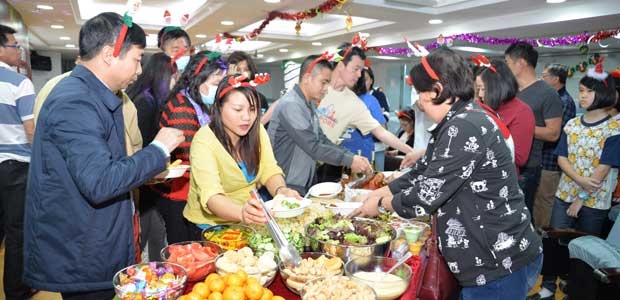 Christmas, Christmas Party, Minimally invasive treatment for cancer, Value-added service, Humanistic care, St. Stamford Modern Cancer Hospital Guangzhou.