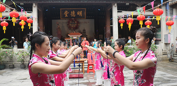 Qixi, Qiqiao festival culture, traditional Chinese Culture, cancer patients, St. Stamford Modern Cancer Hospital Guangzhou